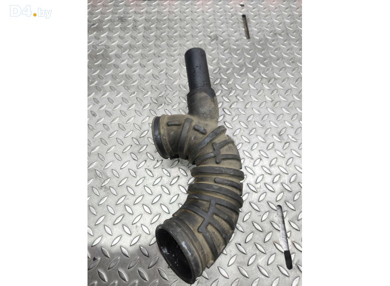 Патрубок воздушного фильтра к Mercedes CLKW208 undefined г.