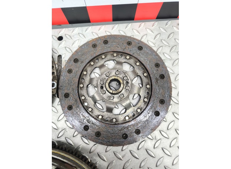 Комплект сцепления к Комплект сцепления к Audi A4 undefined г. A4