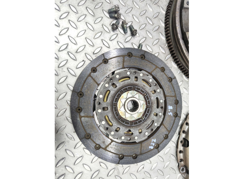 Комплект сцепления к Opel Astra, 2005г.