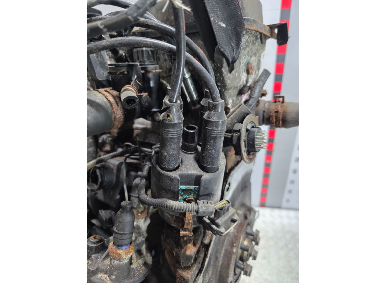 Распределитель зажигания (трамблёр) к Volkswagen Golf, 1994г.