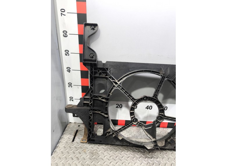 Передняя панель крепления облицовки (телевизор) к Передняя панель крепления облицовки (телевизор) к Renault Master undefined г. Master