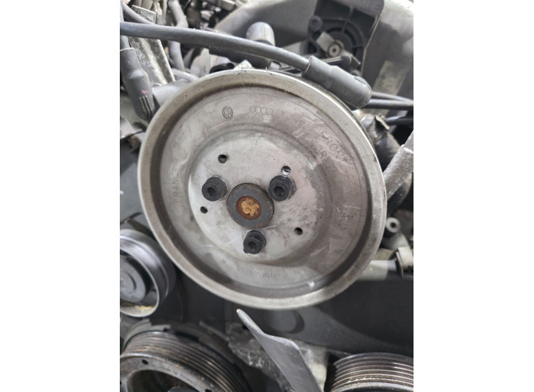 Насос гидроусилителя руля к Volkswagen Passat, 1999г.