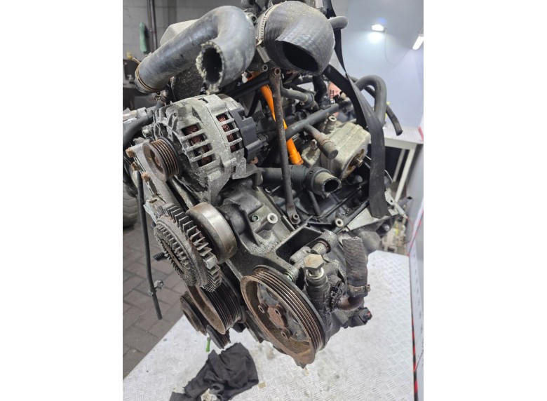 Двигатель к Двигатель к Audi A6 2003 г. A6