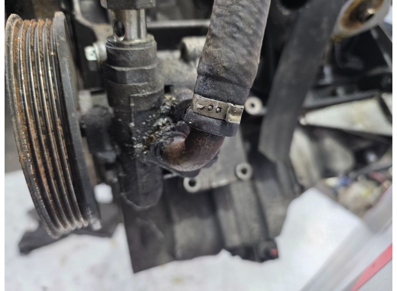 Насос гидроусилителя руля к Насос гидроусилителя руля к Audi A6 undefined г. A6