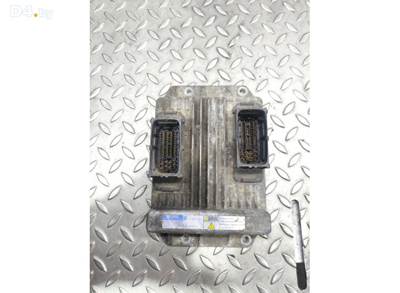 Блок управления двигателем к Opel Meriva undefined г.