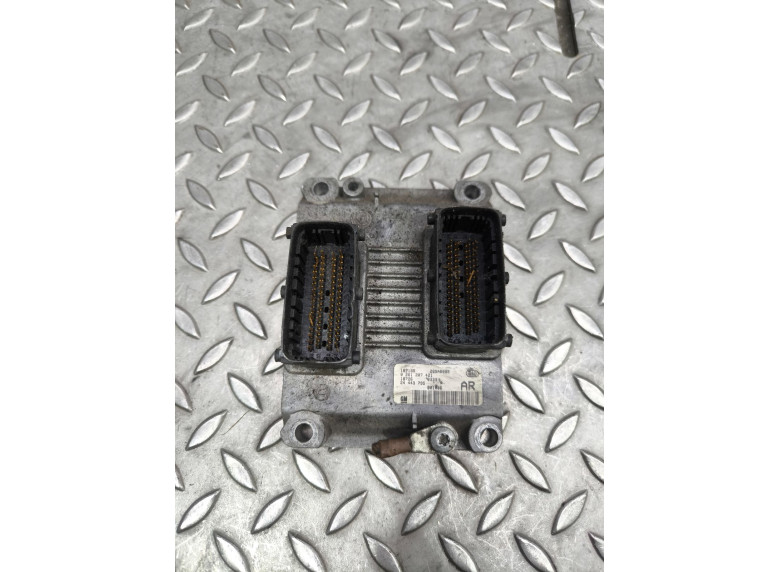 Блок управления двигателем к Opel Corsa, 2004г.