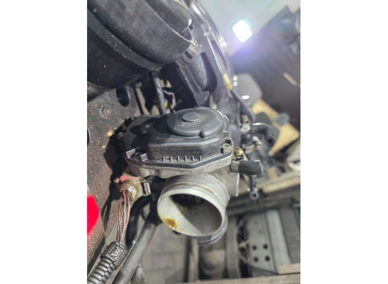 Заслонка дроссельная к Volkswagen Golf, 2000г.