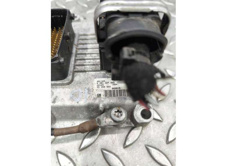 Блок управления двигателем к Opel Corsa, 2002г.