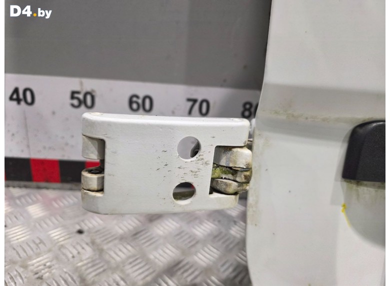 Петля двери задней левой к Mercedes Sprinter undefined г.