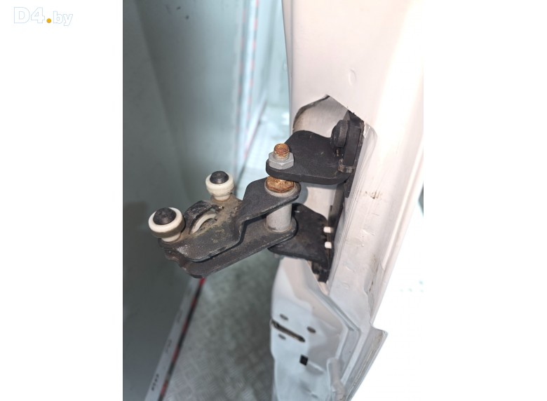 Ролик двери сдвижной к Mercedes Sprinter undefined г.