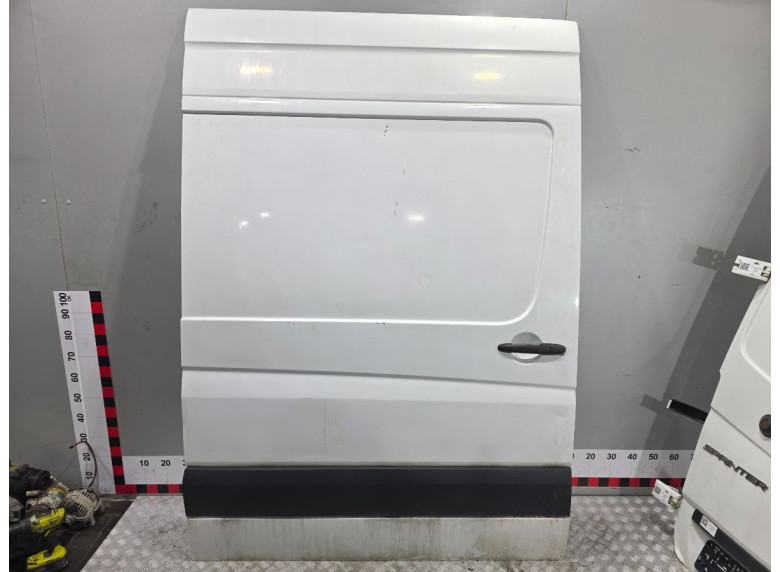 Дверь сдвижная правая к Mercedes Sprinter, 2016г.