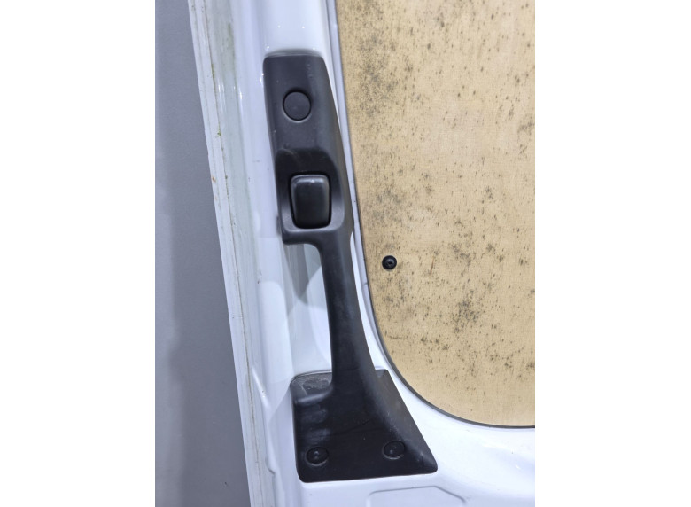 Ручка внутренняя сдвижной двери правой к Mercedes Sprinter, 2016г.