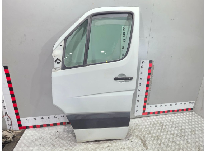 Дверь передняя левая к Mercedes Sprinter, 2016г.