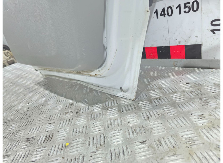 Дверь передняя левая к Mercedes Sprinter, 2016г.