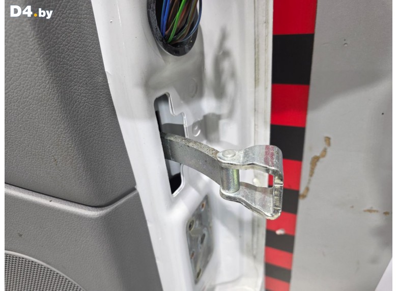 Ограничитель открывания двери передней к Mercedes Sprinter undefined г.
