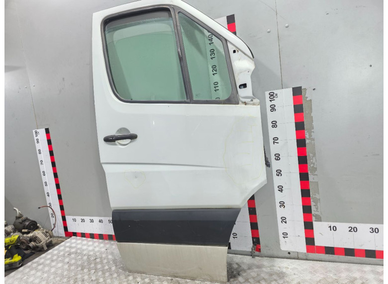 Ручка наружная передняя правая к Mercedes Sprinter, 2016г.
