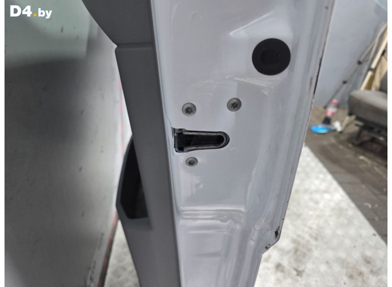 Замок двери передней правой к Mercedes Sprinter undefined г.