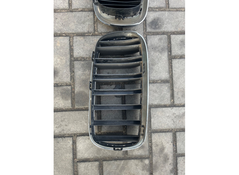 Решетка капота к BMW X5 F15, 2015г.