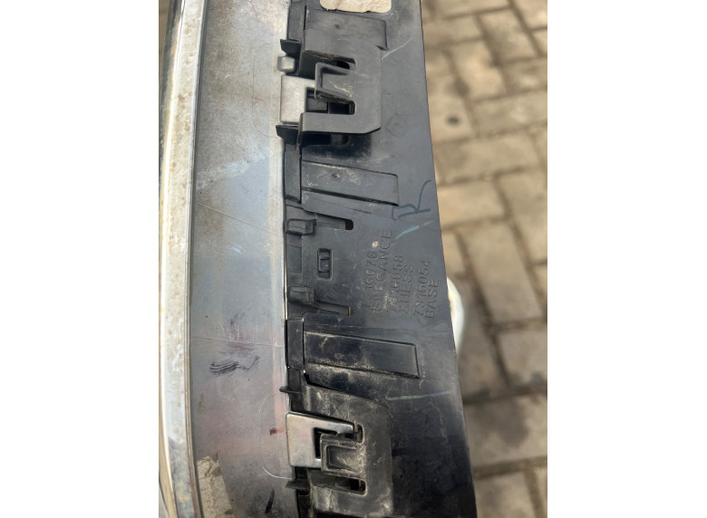 Решетка капота к BMW X5 F15, 2015г.