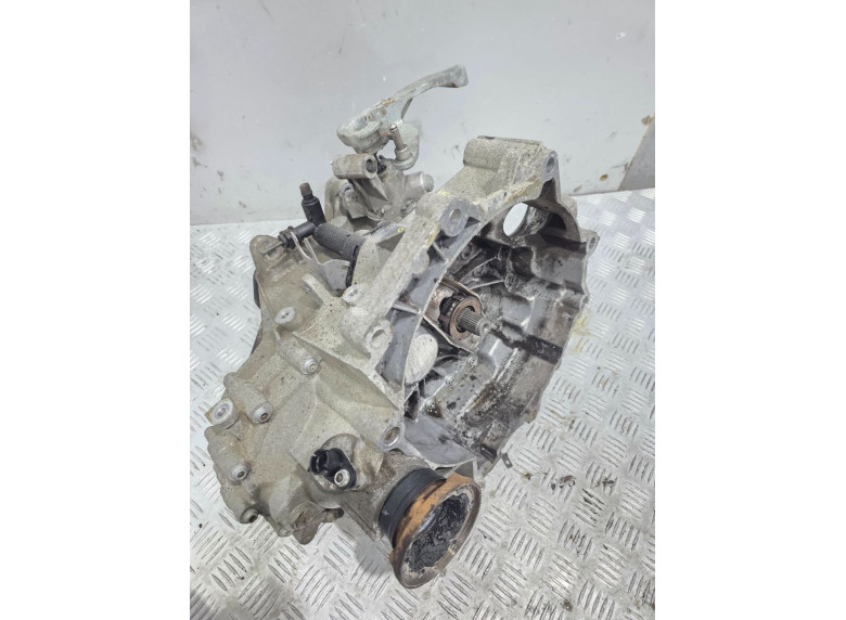 КПП механическая (МКПП) к Volkswagen Fox, 2008г.