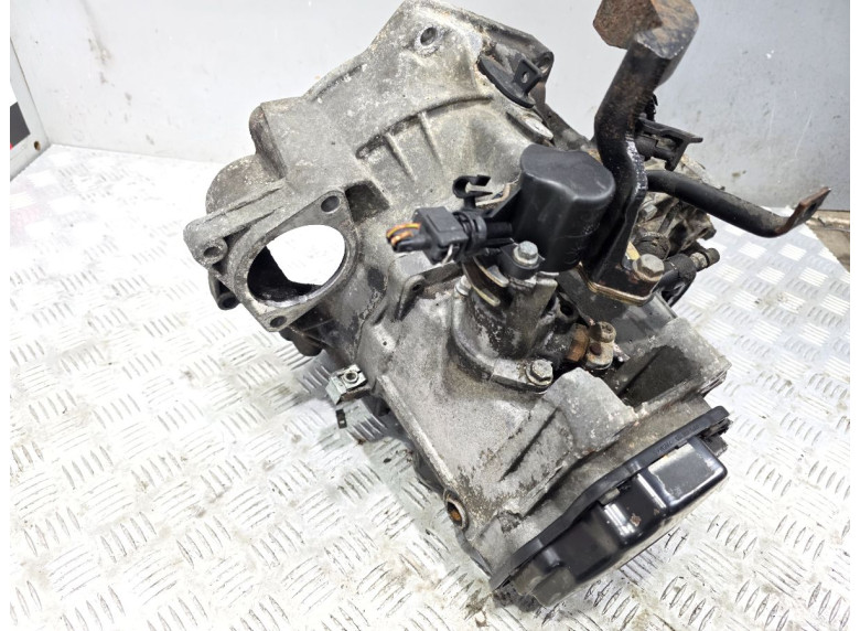 КПП механическая (МКПП) к Volkswagen Golf, 1999г.