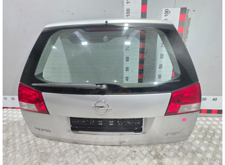 Фонарь крышки багажника правый к Opel Vectra, 2004г.