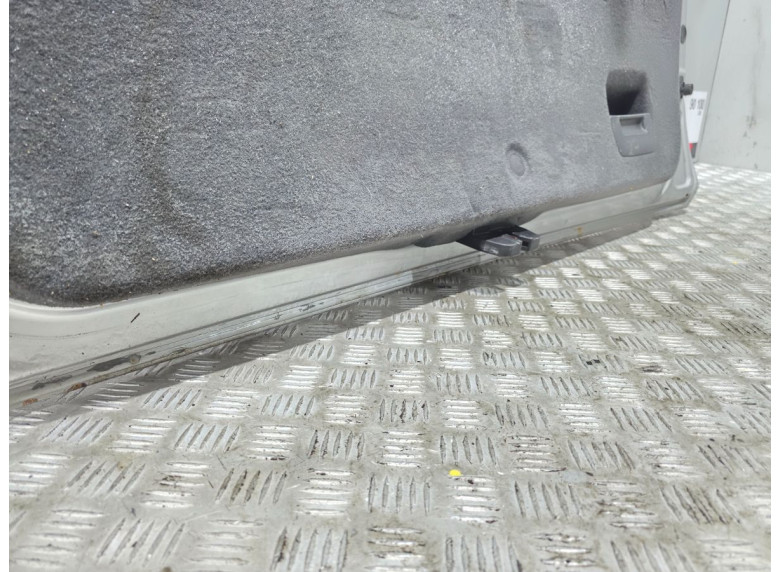 Крышка багажника (дверь 3-5) к Opel Vectra, 2004г.