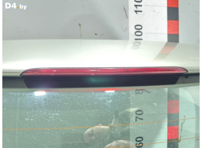 Стоп-сигнал к Toyota Avensis undefined г.