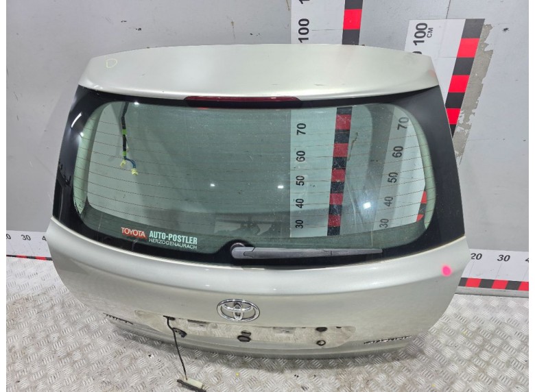 Стоп-сигнал к Стоп-сигнал к Toyota Avensis undefined г. Avensis