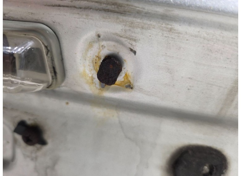 Крышка багажника (дверь 3-5) к Крышка багажника (дверь 3-5) к Toyota Avensis undefined г. Avensis