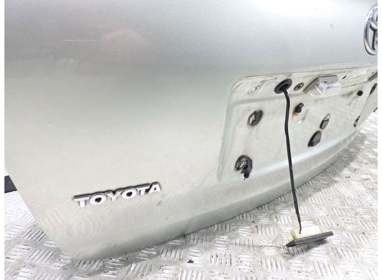 Крышка багажника (дверь 3-5) к Крышка багажника (дверь 3-5) к Toyota Avensis undefined г. Avensis