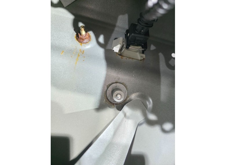 Крышка багажника (дверь 3-5) к Крышка багажника (дверь 3-5) к Toyota Avensis undefined г. Avensis