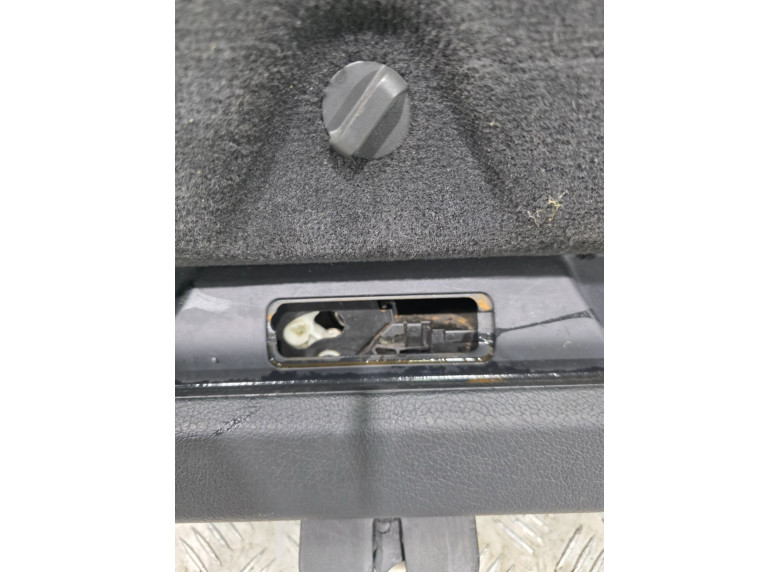 Замок багажника к Audi A6, 2006г.