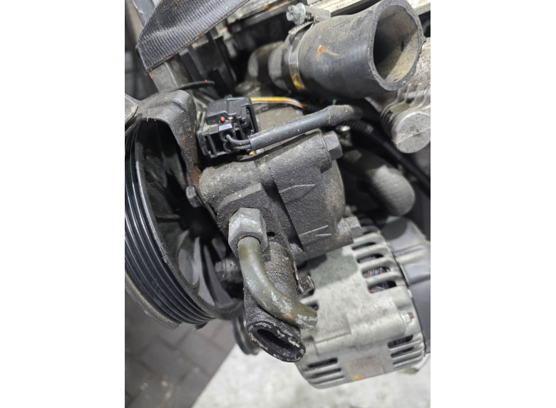 Насос гидроусилителя руля к Volvo S80, 1999г.