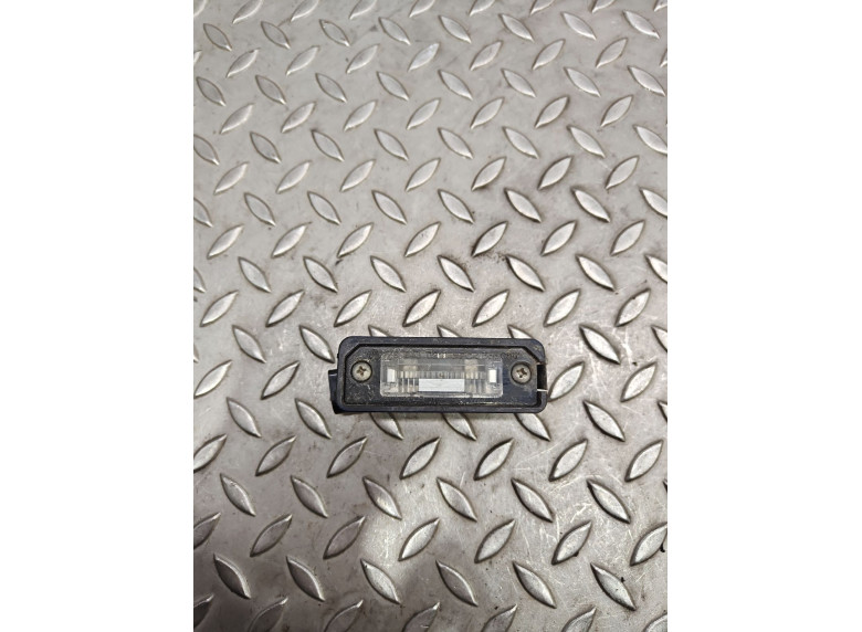 Подсветка номера к Volkswagen Passat, 2006г.