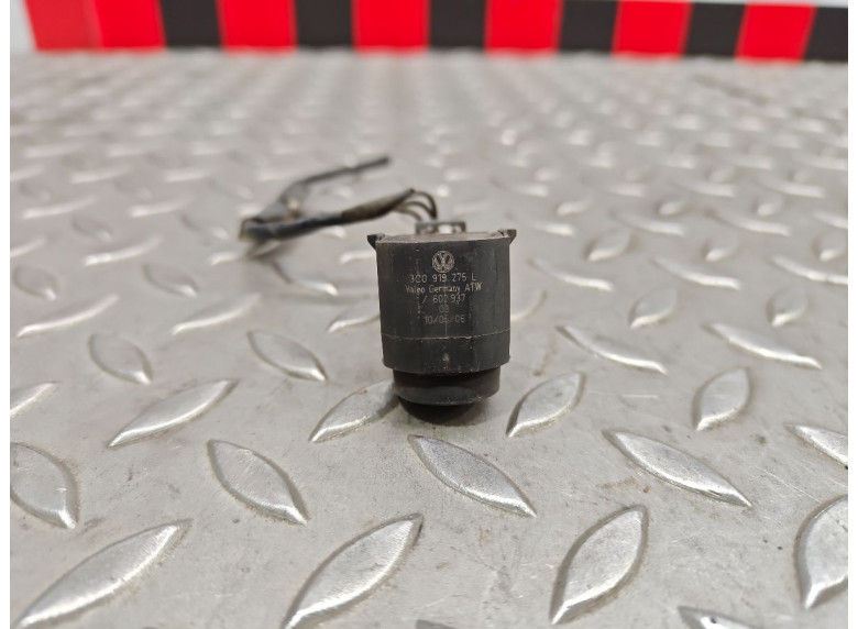 Датчик парктроника к Volkswagen Passat, 2007г.