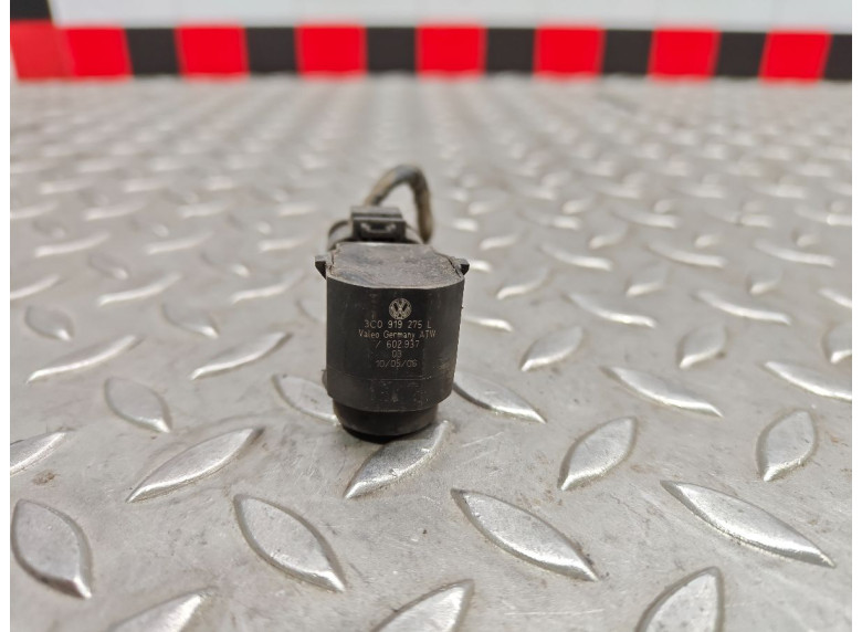 Датчик парктроника к Volkswagen Passat, 2007г.