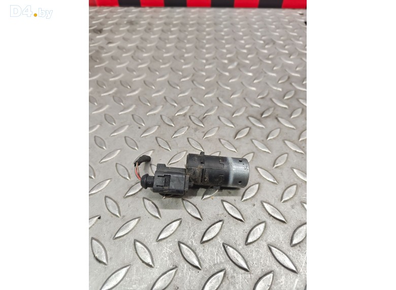 Датчик парктроника к Audi A6 undefined г.