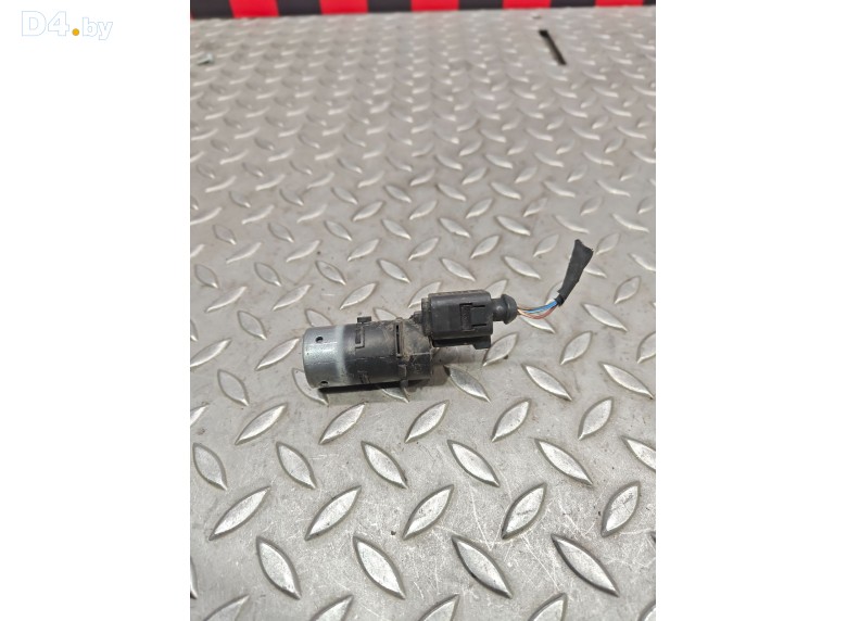 Датчик парктроника к Audi A6 undefined г.