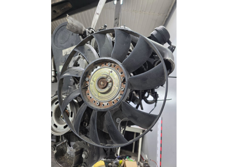 Крыльчатка вискомуфты к Volkswagen Passat, 2001г.