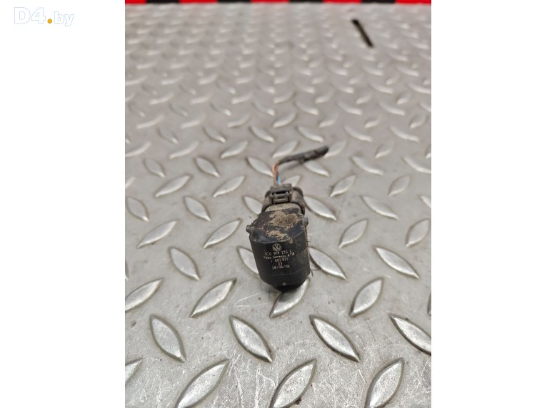 Датчик парктроника к Volkswagen Passat undefined г.