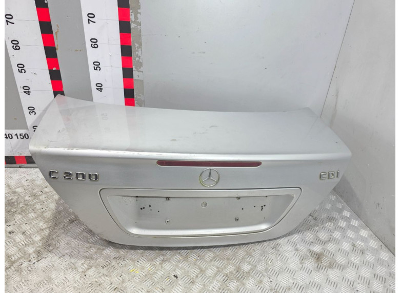 Крышка багажника (дверь 3-5) к Mercedes C W203