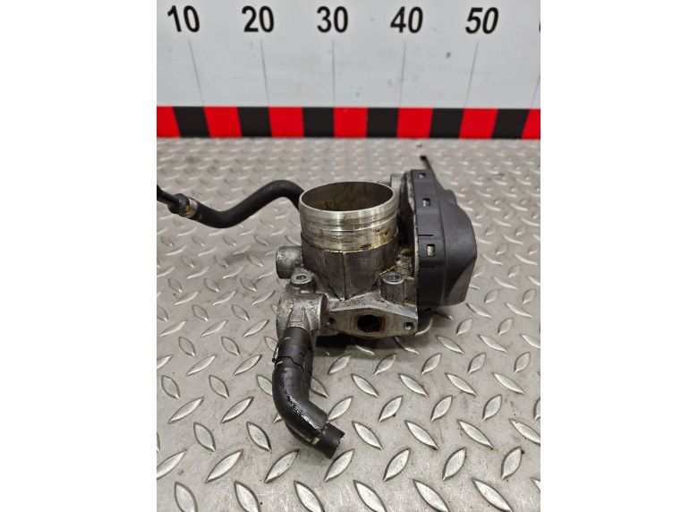 Заслонка дроссельная к Volkswagen Passat, 2003г.