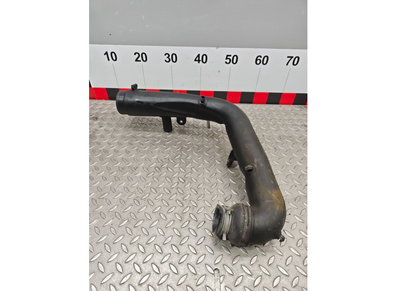 Патрубок турбины к Volkswagen Golf, 2005г.