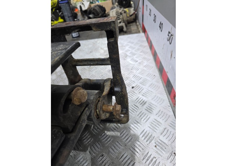 Кронштейн рессоры к Кронштейн рессоры к Ford Transit undefined г. Transit