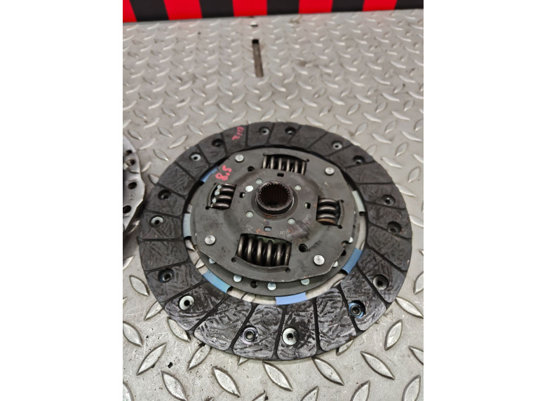 Комплект сцепления к Volkswagen Golf, 1998г.