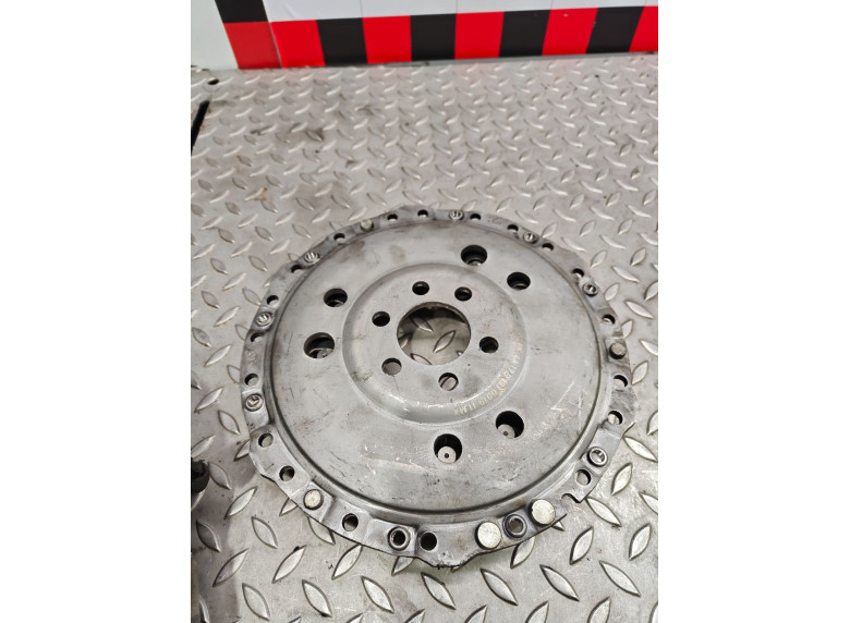 Комплект сцепления к Volkswagen Golf, 1998г.