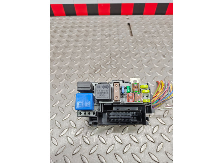 Блок предохранителей к Блок предохранителей к Opel Corsa undefined г. Corsa