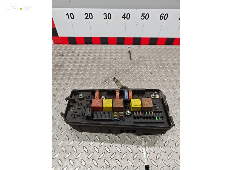 Блок предохранителей к Opel Vectra undefined г.