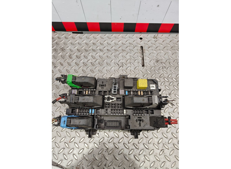 Блок предохранителей к Блок предохранителей к Opel Astra undefined г. Astra